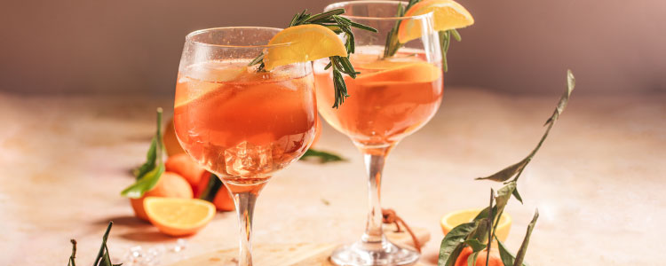aperol spritz sommergetränk cocktail